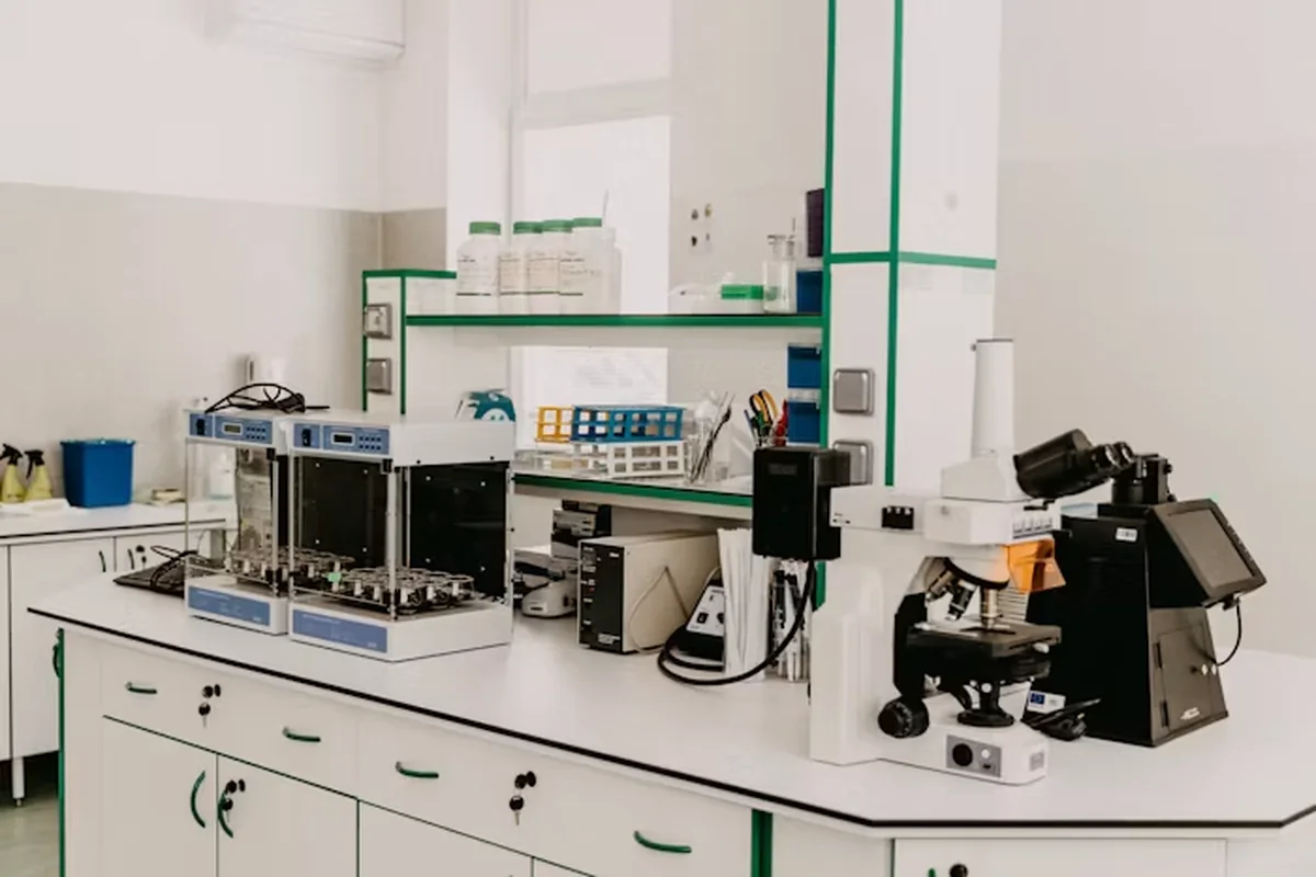 Laboratório para estudo de materiais e propriedades